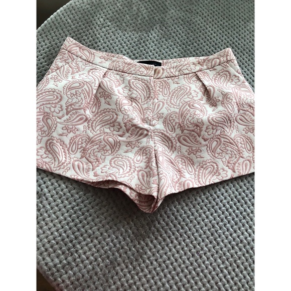 Victoria Beckham for Target Pants - Victoria Beckham for Target Pink Paisley High-Waist Shorts